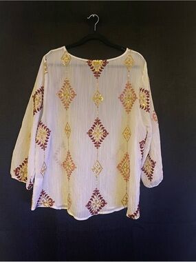 Parami Design - NWT Embroidered & Sequin Geometric Blouse size large